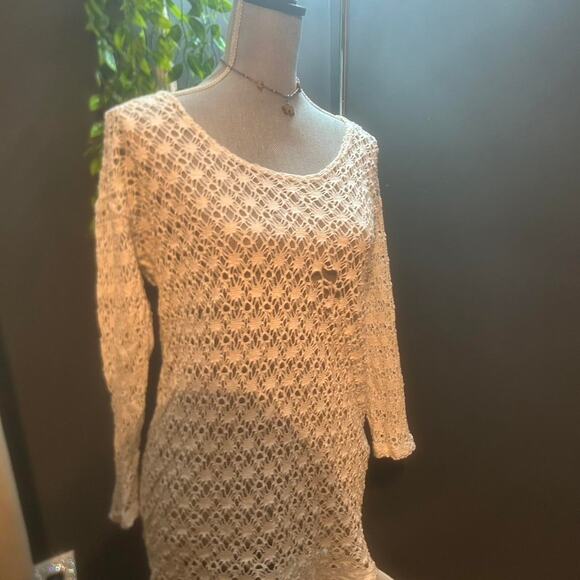 Bathing suit cover up - Picture 2 of 5